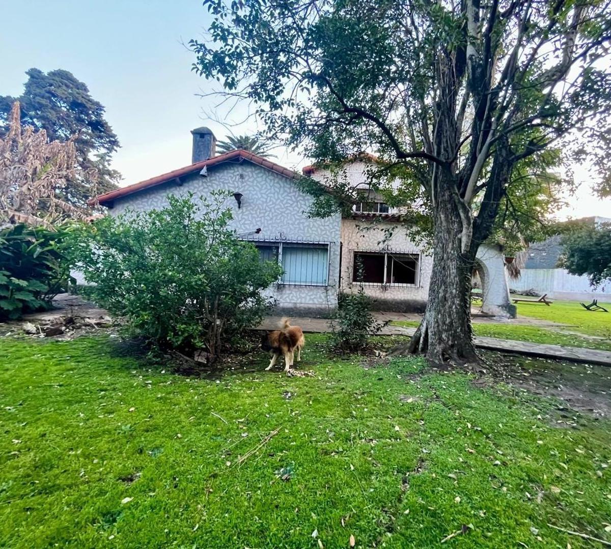 Casa Quinta de 7.454 m² en 2 Fracciones, Juntas o Separadas 2