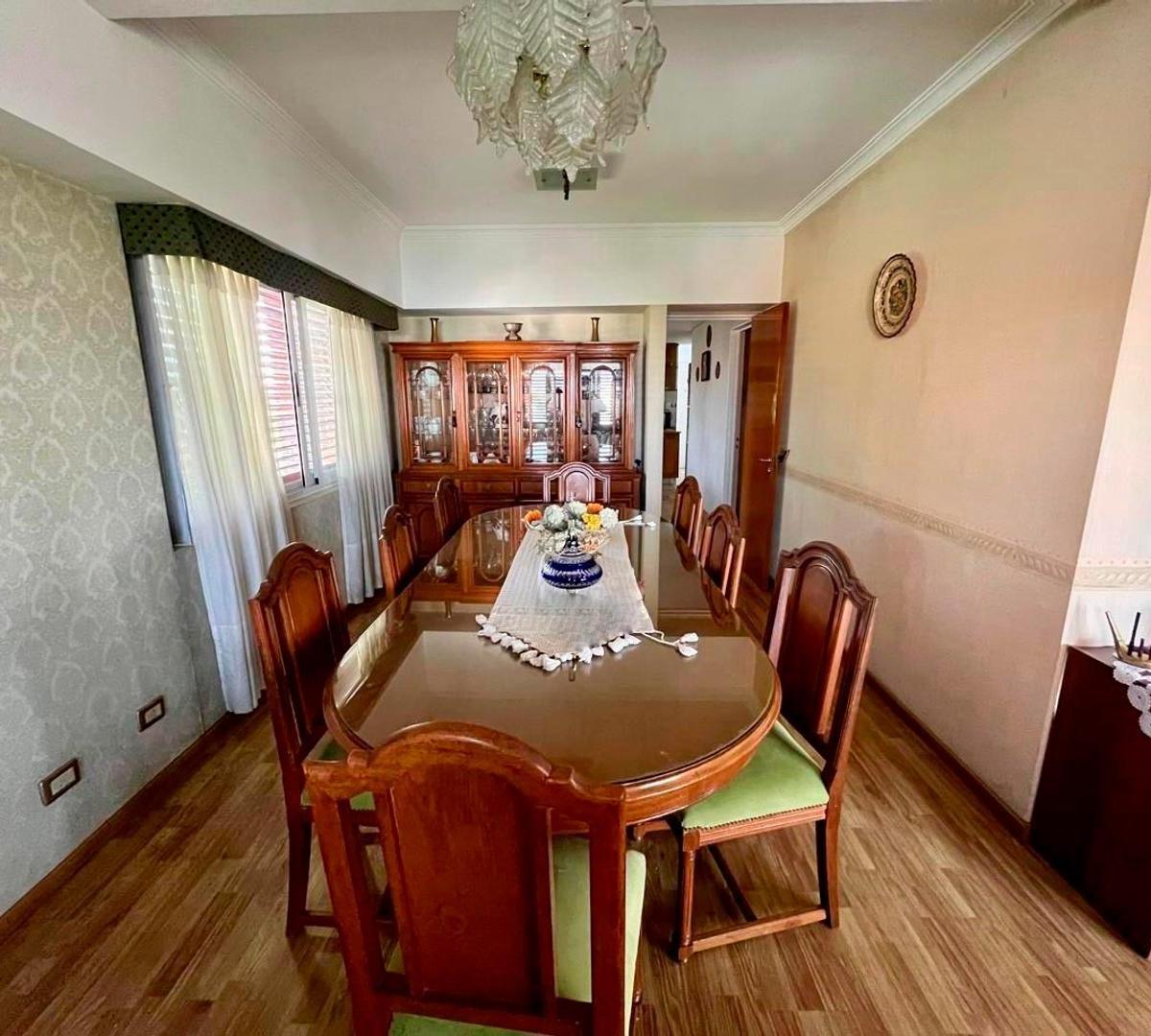 Piso de 4 Ambientes Moron. 2