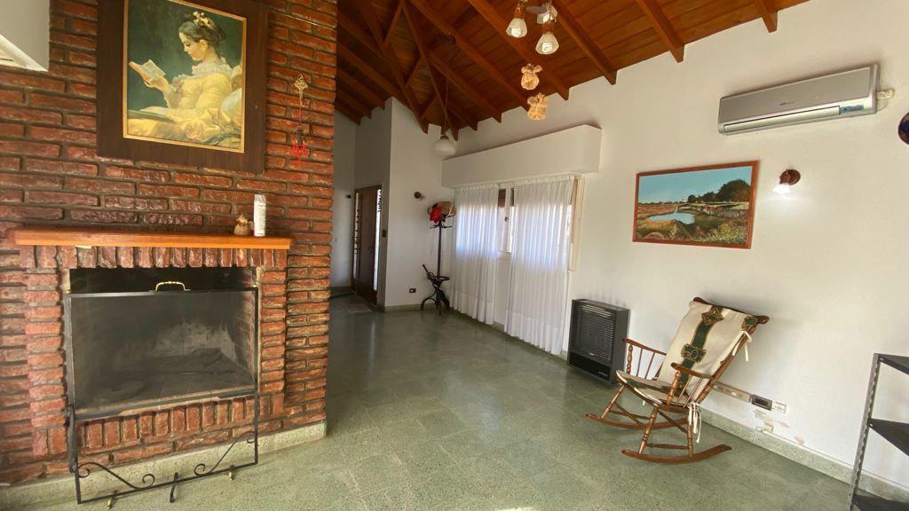 Excelente Chalet 190 m². Calle Alsina Esq. Luis Giles. Partido de Gral. Paz. Ranchos 3