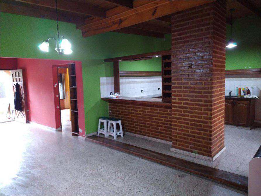 Casa en venta. Calle 49 E/154 y 154 bis. " Barrio San Carlos ". La Plata. Bs.As.