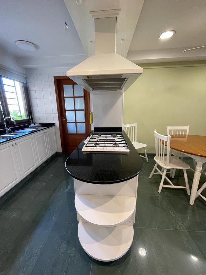 Gran Depto de 197 m². "Excelente Ubicacion". Avellaneda. 4