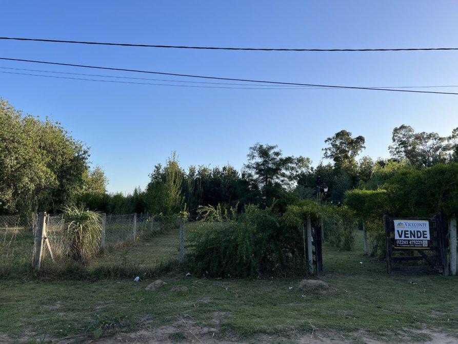 Lote de 600 m2. Calle 75. Ranchos.