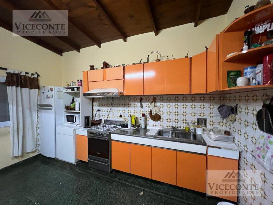Casa 158 m². Ubicacion Estrategica. Calle Senador Rey. Ranchos. General Paz 4