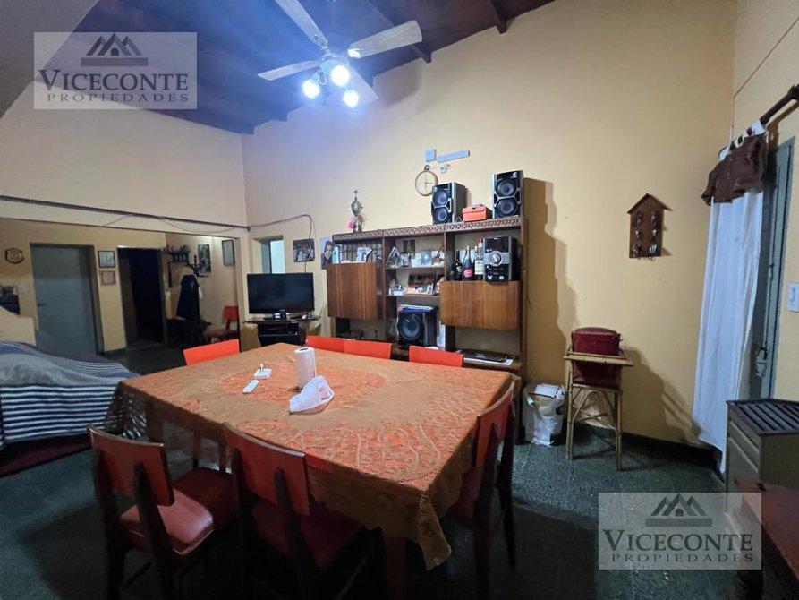 Casa 158 m². Ubicacion Estrategica. Calle Senador Rey. Ranchos. General Paz 2