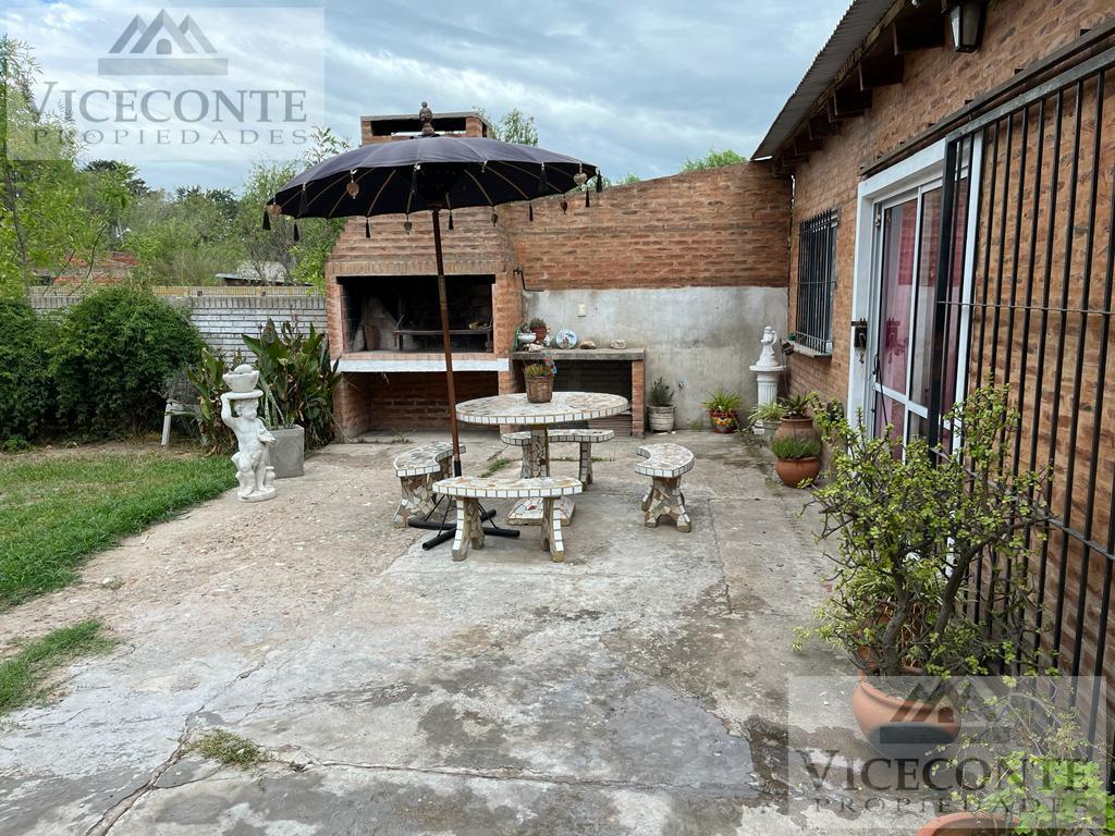 Casa 100 m2 calle 14 e/ 15 y 16 , Brandsen, Buenos Aires.