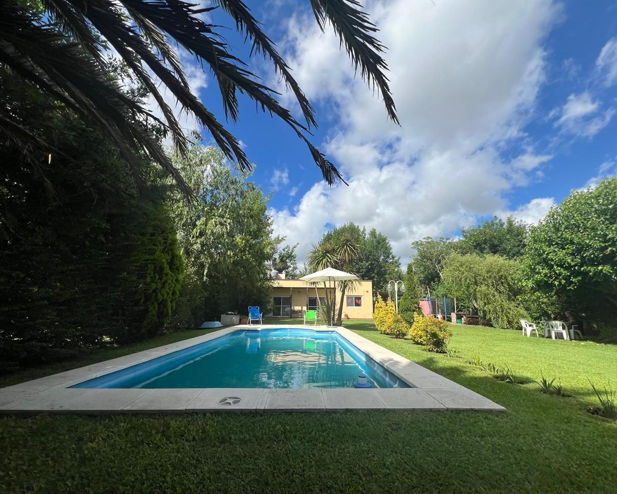 Casa Quinta 1200 M²,barrio El Rodeo Brandsen. 1