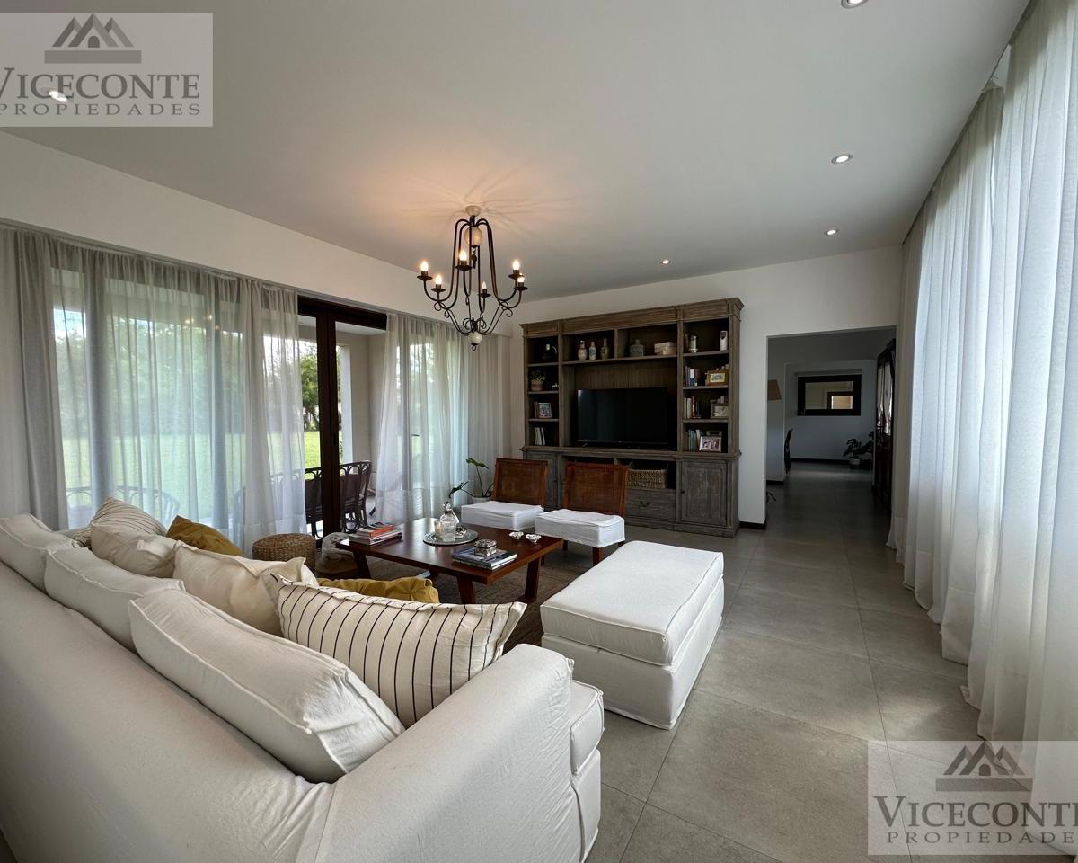 Casa 248 m², Barrio El Mirador, Brandsen, Provincia de Buenos Aires. 5