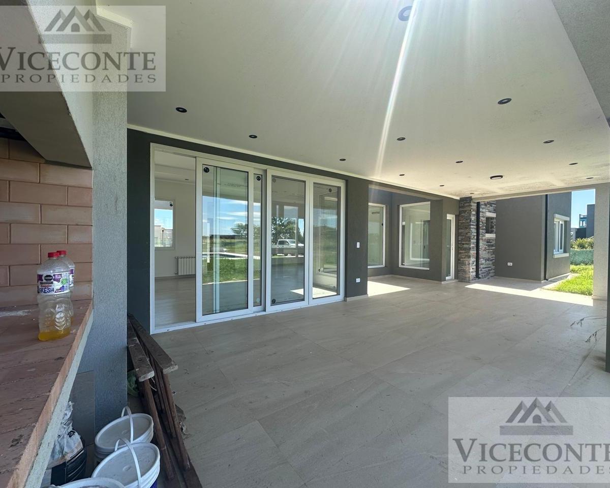 Casa 226 m², Barrio El Mirador, Brandsen, Provincia de Buenos Aires. 4