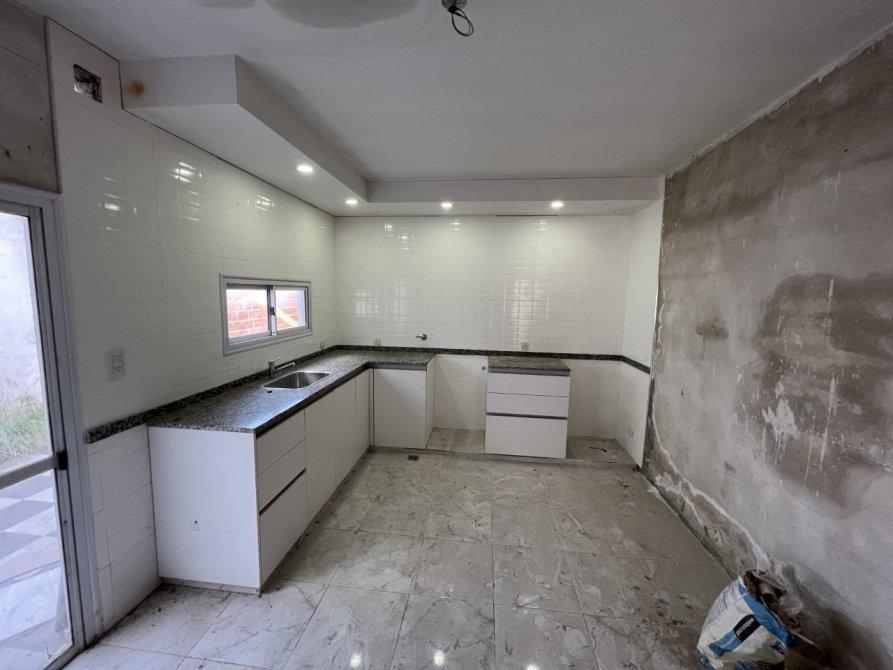 Casa de 140 m². a Estrenar. Ranchos. Gral Paz. Retasado. 1