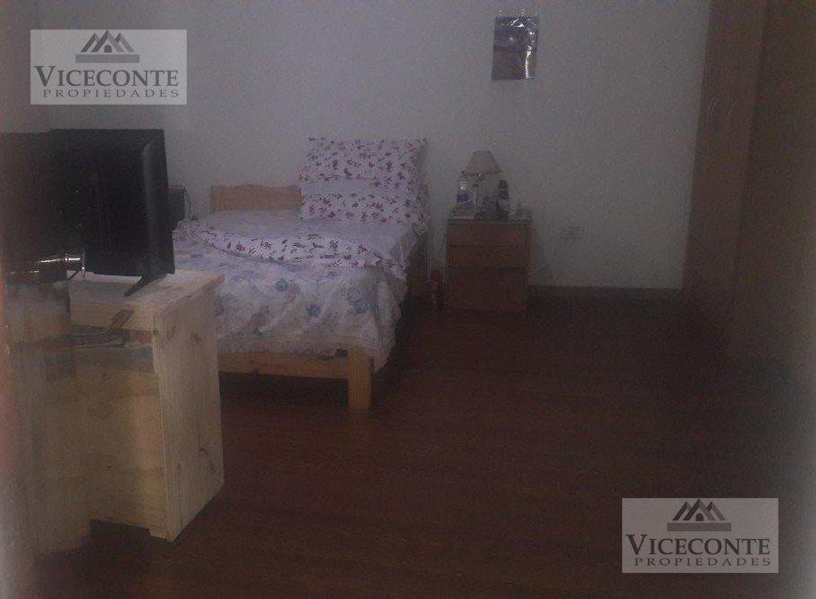 Casa 450 m². Calle Rivadavia. Esq. Ameguino. Ranchos. 2