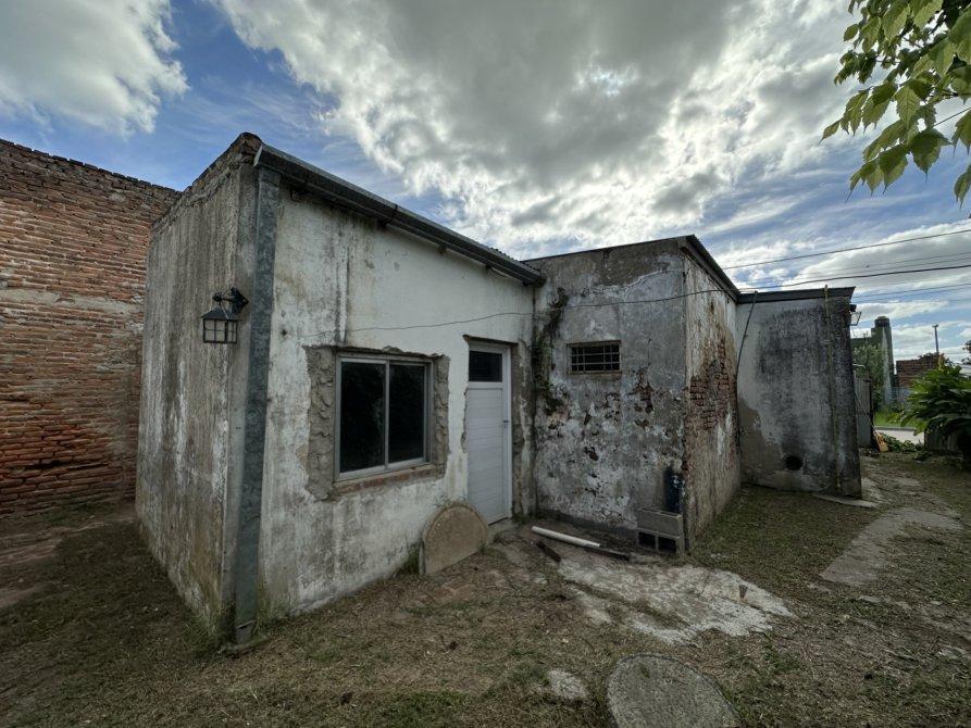 Casa de 62 m² a Reciclar. Calle Sarmiento E/ Alsina y Chaco. Ranchos. 5