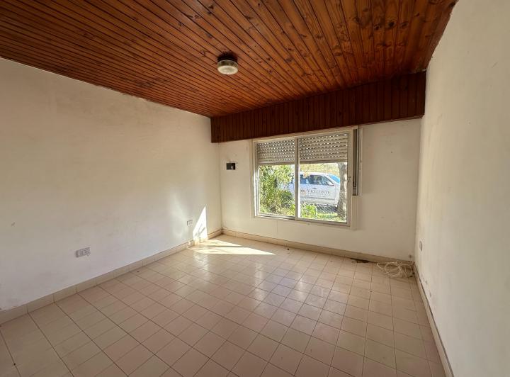 Casa de 60 m2. Calle Ramon Seijas. Ranchos Gral. Paz.