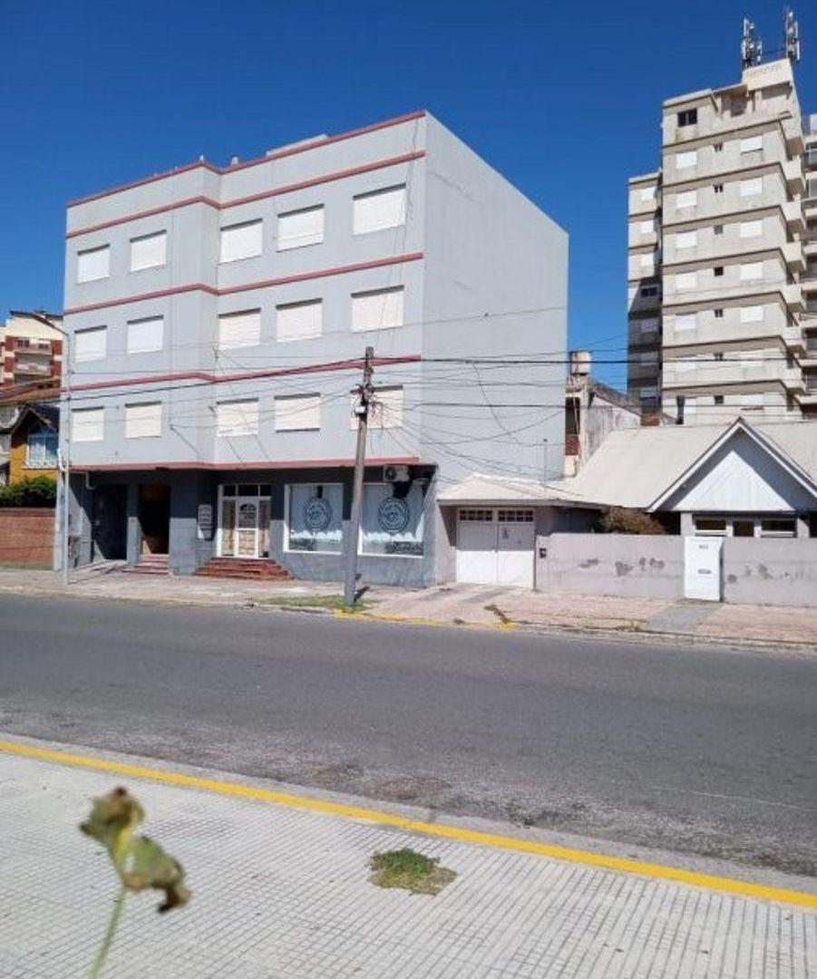 Depto. 2 ambientes - Santa Teresita Av. Costanera e/35 y 36
