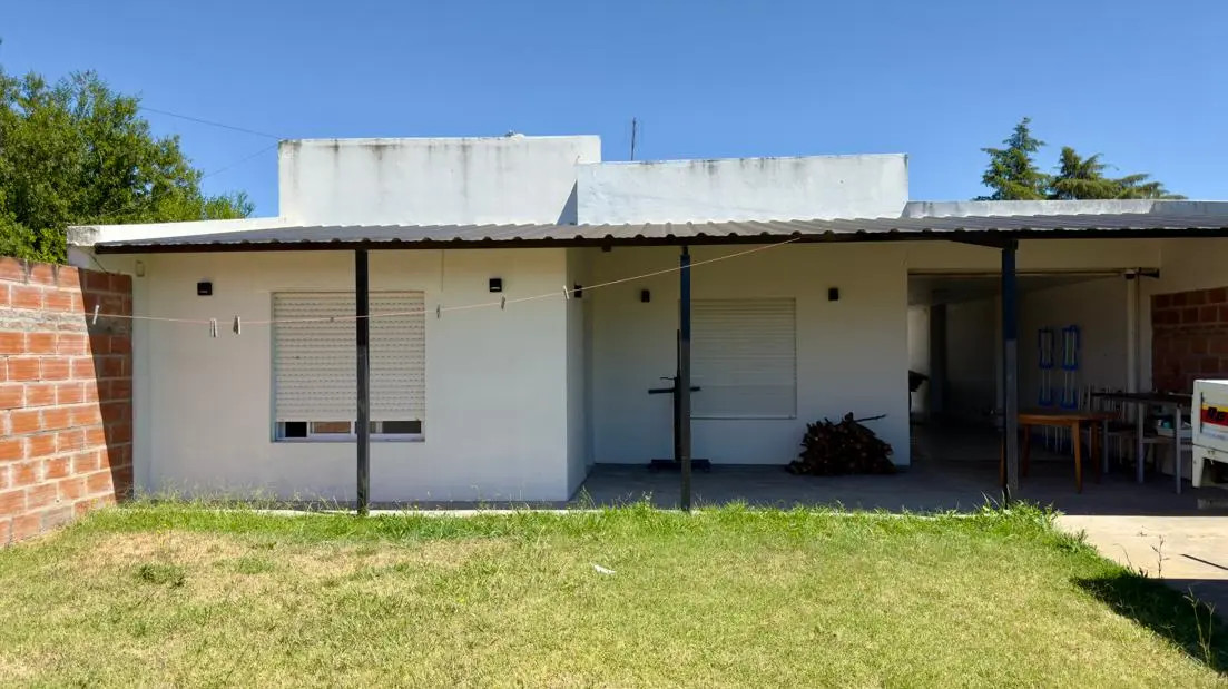 Casa con quincho en Ranchos, Partido de general Paz. Provincia de Buenos Aires. 5