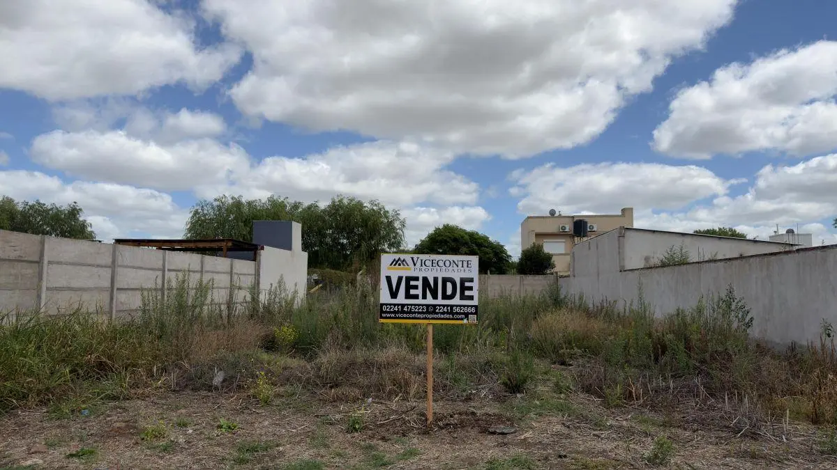 Lote de 376 m2 sobre Calle Pastor Villanueva en Ranchos, Partido de General Paz. 5