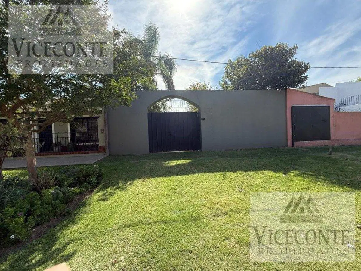 Excelente lote 201 m2 en Zona comercial. Saavedra 135 esq Garay. Chascomús, Pcia de Bs As 3