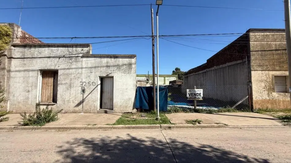 Lote de 210 m2 con excelente ubicación en Ranchos, Partido de General Paz. 4