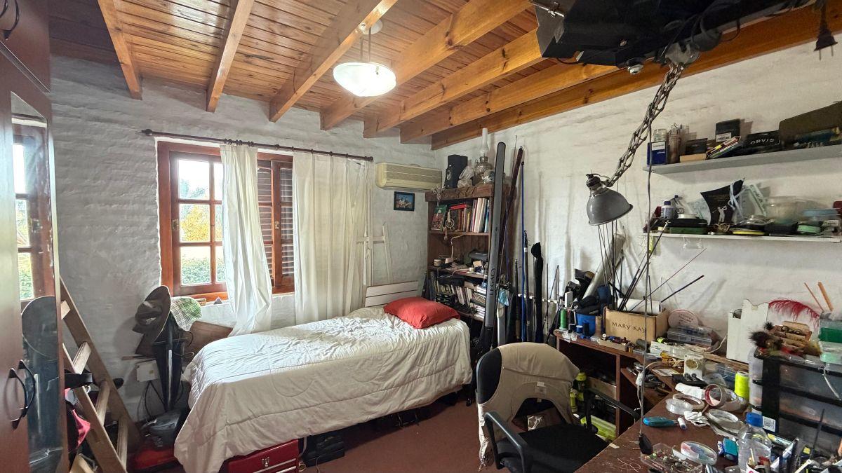 Foto de Casa de 3 Dormitorios en zona céntrica, Coronel Brandsen, Buenos Aires., imagen 3