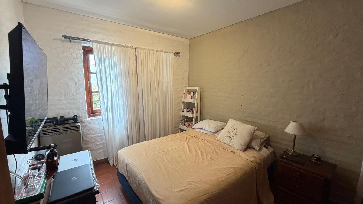 Casa de 3 Dormitorios en zona céntrica, Coronel Brandsen, Buenos Aires.