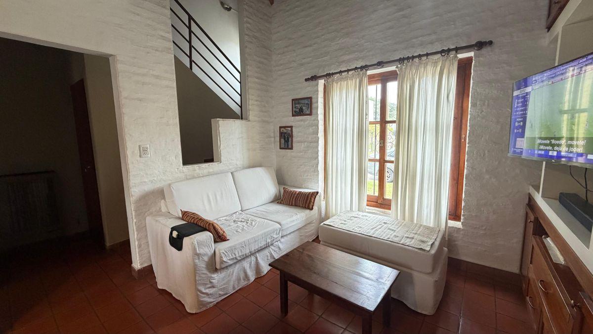 Foto de Casa de 3 Dormitorios en zona céntrica, Coronel Brandsen, Buenos Aires., imagen 5
