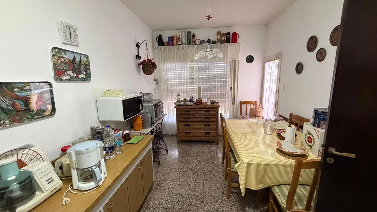 Casa de 127 M2, Sobre calle Alfonsina Storni, Coronel Brandsen, Buenos Aires. 8