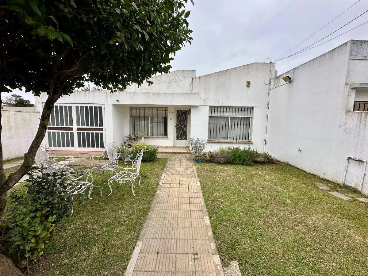 Casa 115 m2, Calle Avenida 25 de Mayo, General Belgrano, provincia de Buenos Aires. 4