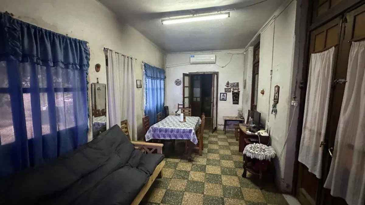 Casa de 157 m2 Inmejorable ubicación sobre esquina de Av. Campomar, Ranchos, Partido de General Paz 2