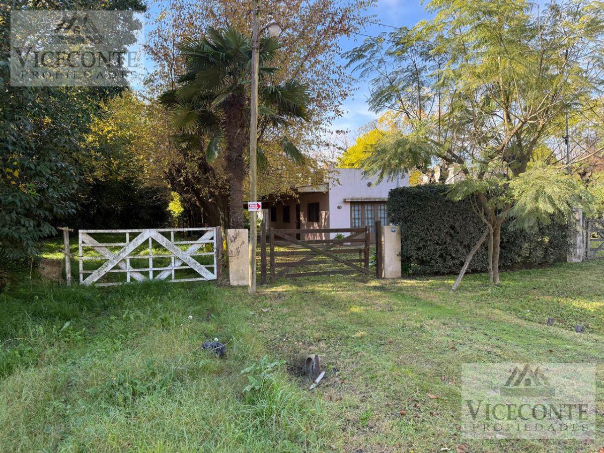 Casa 97 m2. Calle De Los Pioneros N° 75 E/ Tunquelen y la Gueya.Chascomús, Buenos Aires