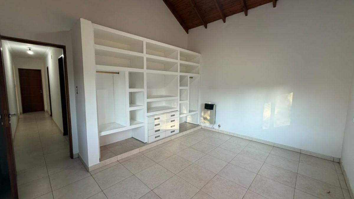 Foto de Casa 150 m2, calle 11 e/ 16 y 17, Brandsen, Provincia de Buenos Aires., imagen 2