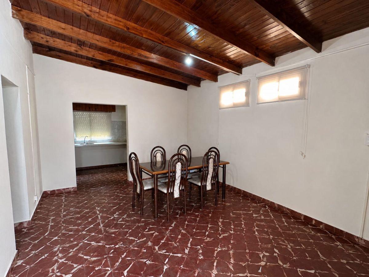 Foto de 2 Casas 180 m2, Calle Moreno, General Belgrano, Provincia de Buenos, imagen 4