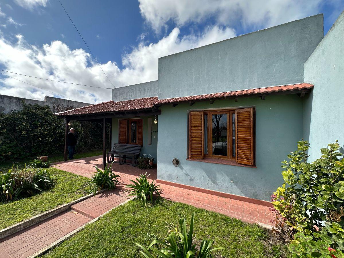 Foto de 2 Casas 180 m2, Calle Moreno, General Belgrano, Provincia de Buenos, imagen 1