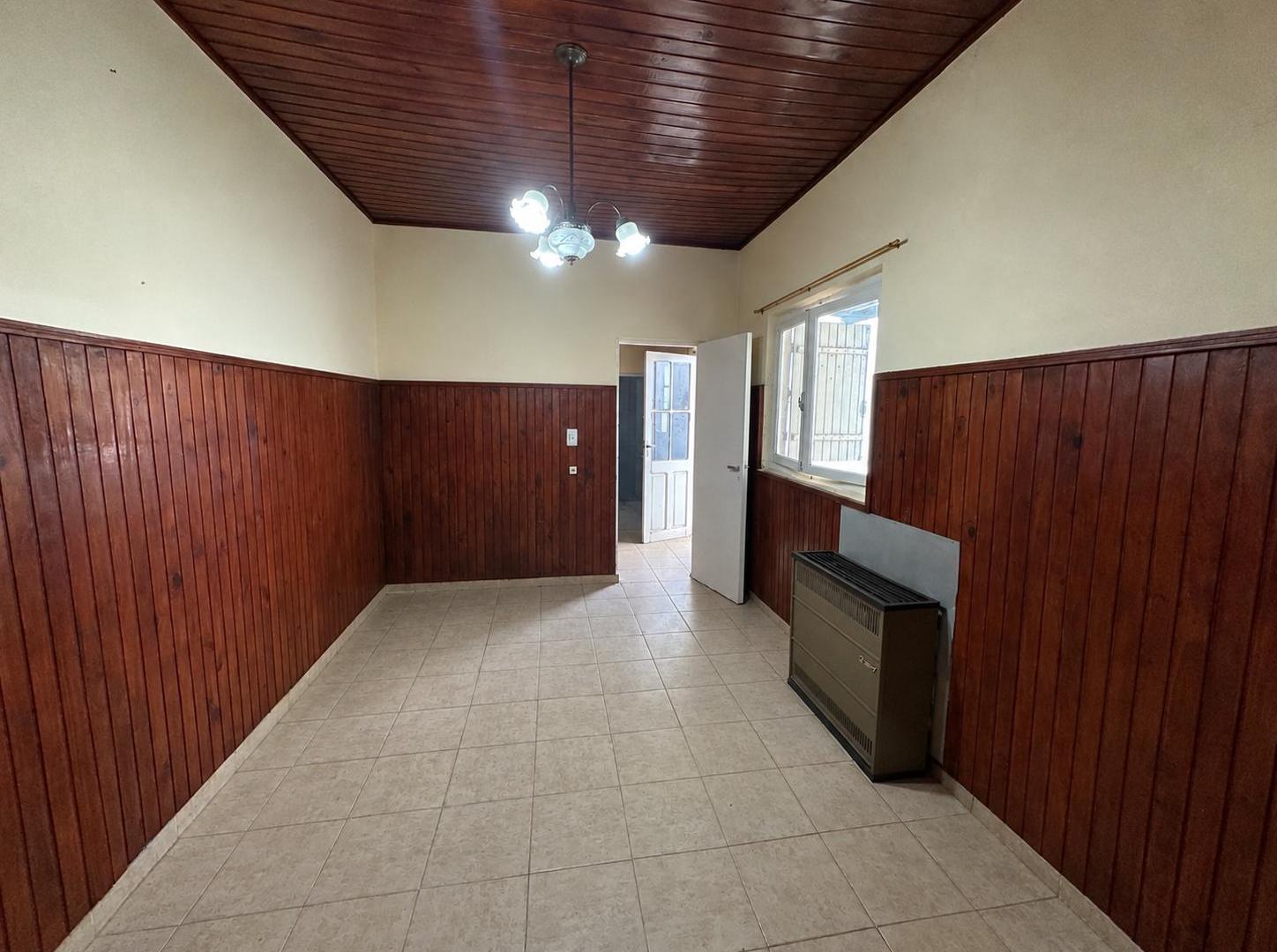 Foto de Casa 68 m2, calle Rondeau, General Belgrano, Provincia de Buenos Aires., imagen 2