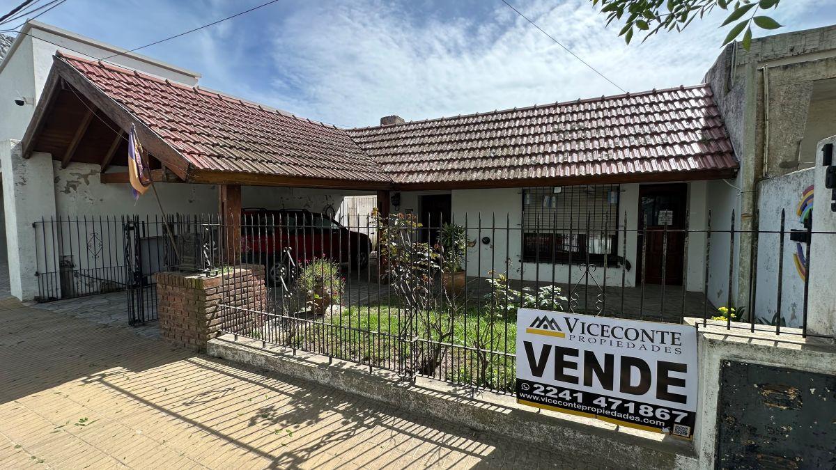Foto de Casa de 222 m2. Calle Lavalle. General Belgrano., imagen 1