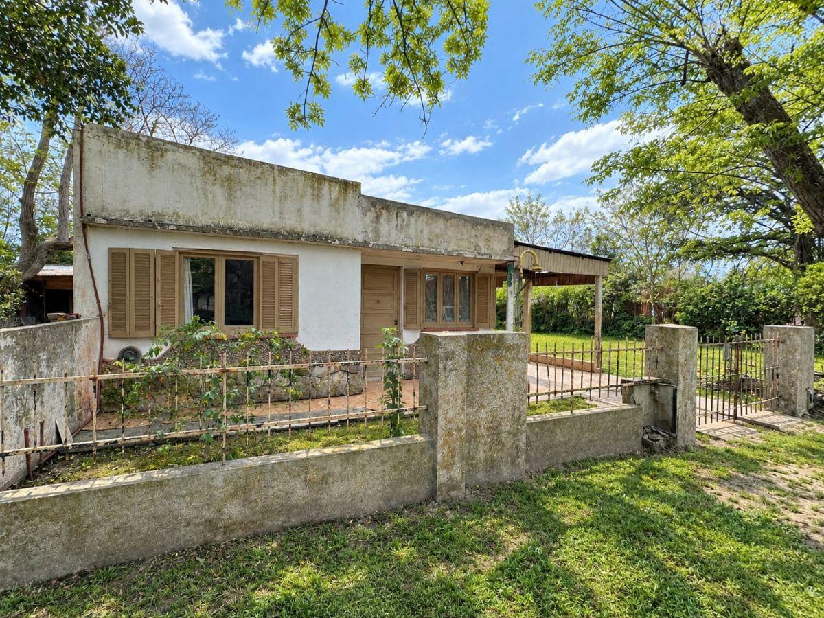 Casa 48 m2, Calle 56, Barrio Parque, General Belgrano, Provincia de Buenos Aires.