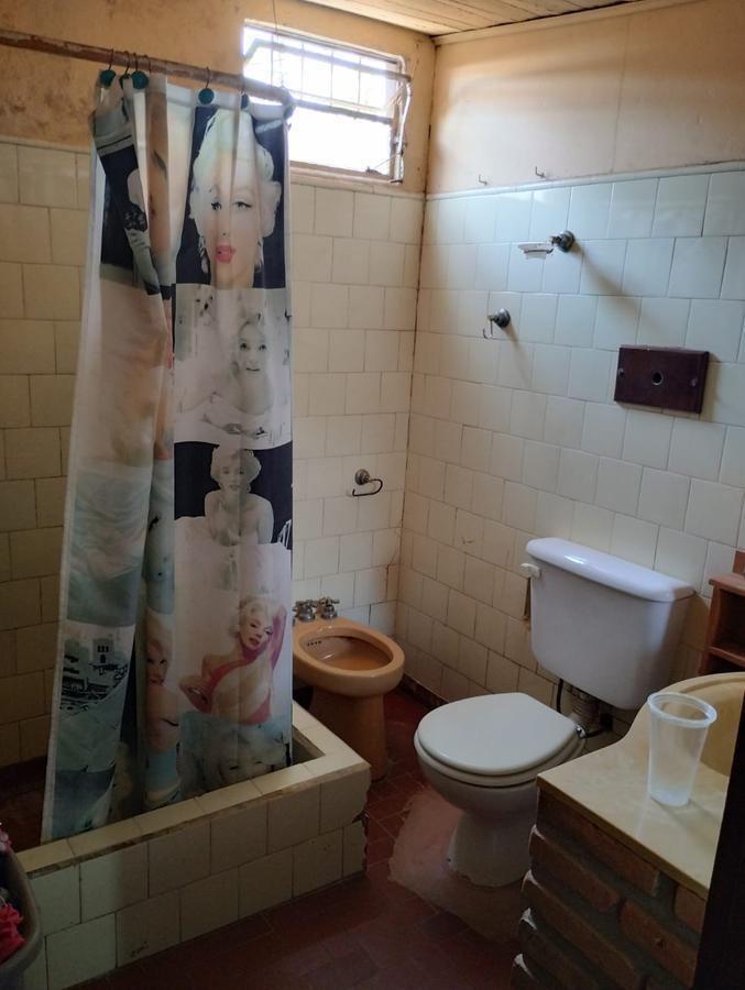 San Fernando, Casa de 3 Dorm. en Venta en Una Sola Planta. Lote Propio de 8,66x16,40 2