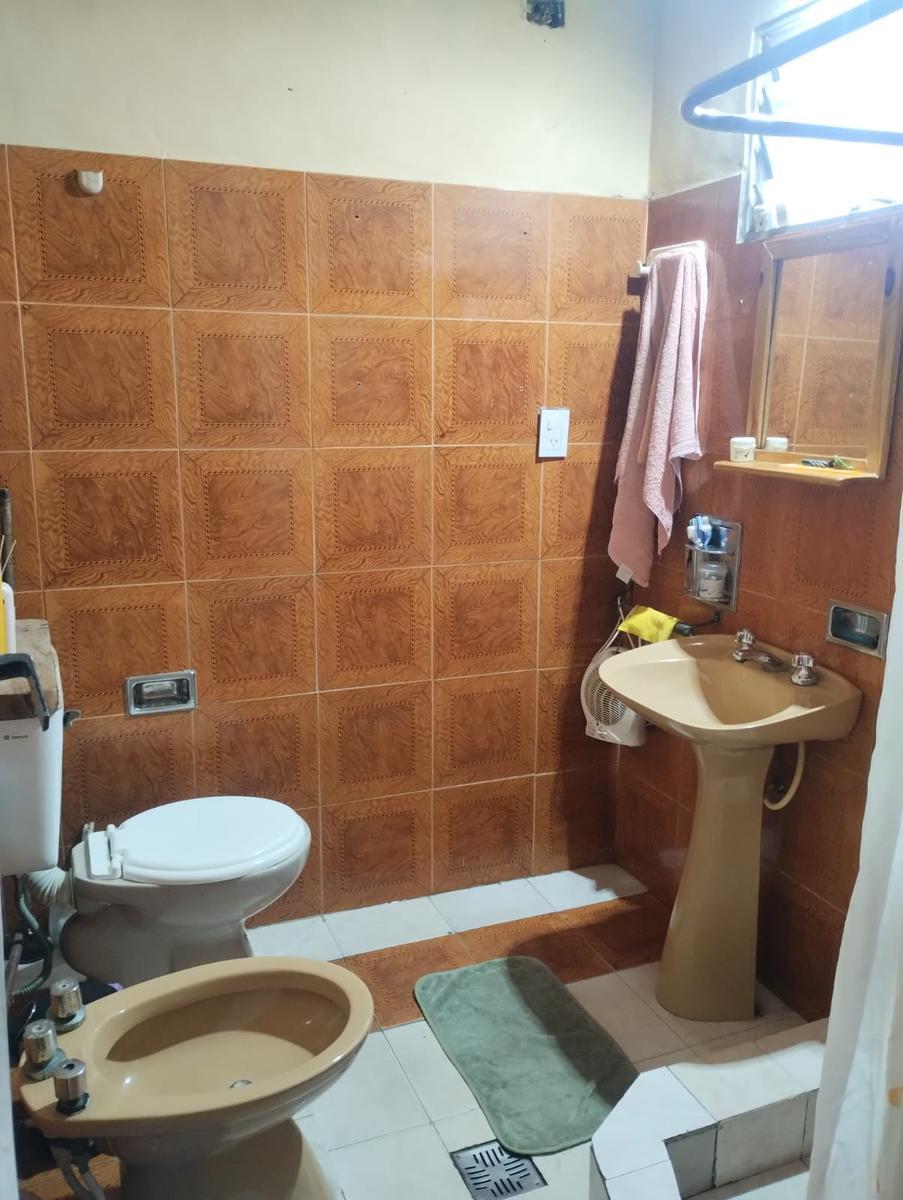 San Fernando, Venta en Bloque Sobre Lote Propio de 8,66x27,60 2 Depto. 2 Amb. y Galpon 5
