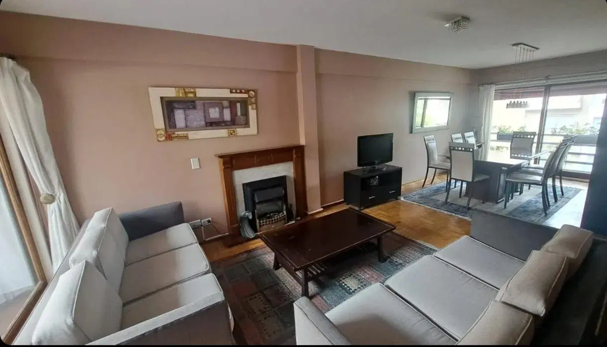 Alquiler. Departamento de 4 amb. en San Isidro 1