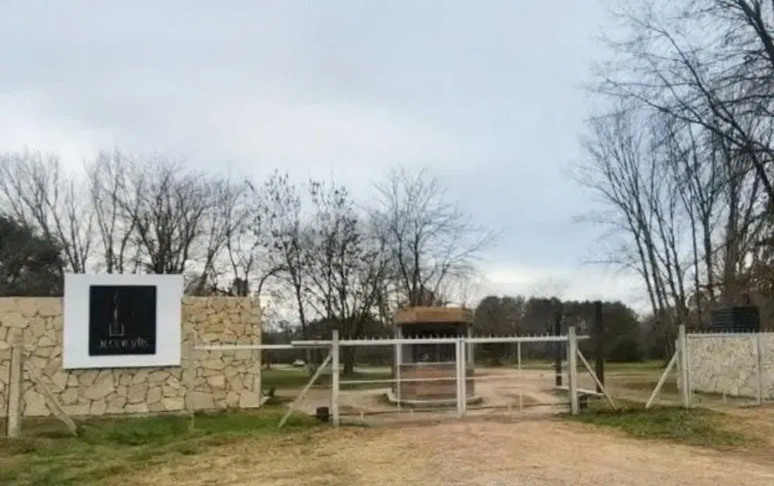 LOTE 1500 M2 BARRIO AMARYLIS - EXALTACIÓN DE LA CRUZ 3