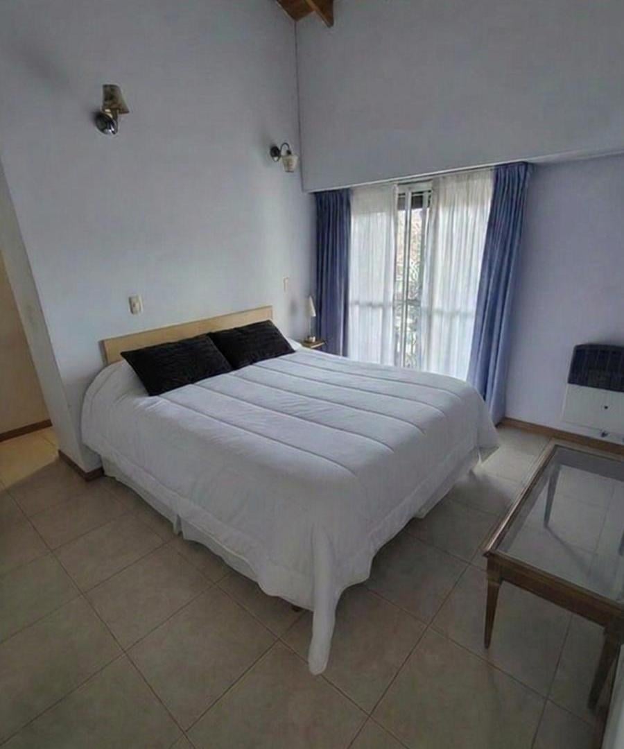 Foto de Casa en venta 3 dormitorios Olivos, imagen 3