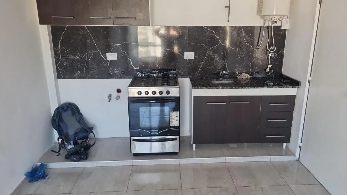 ALQUILO DEPTO 1 DORM B° ALBERDI 3