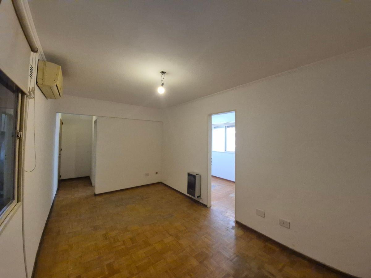 Foto de UN DORMITORIO CON COMODIN Y/O ESTUDIO, lavadero independiente y amplia, imagen 5