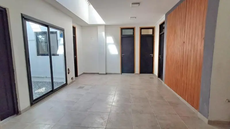PH 5 AMBIENTES PARA CONSULTORIOS / OFICINAS 3