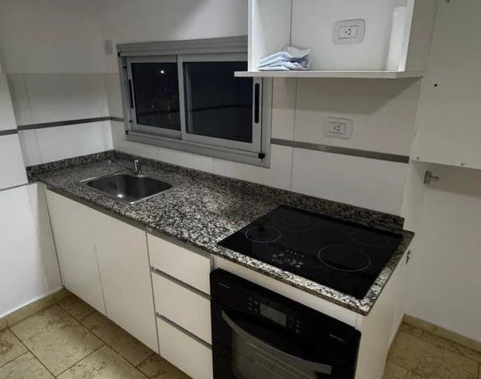 DEPARTAMENTO DE 2 AMBIENTES EN ALQUILER - MORON CENTRO 2