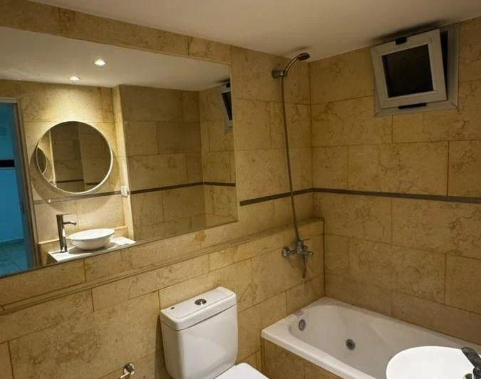 DEPARTAMENTO DE 2 AMBIENTES EN ALQUILER - MORON CENTRO 3