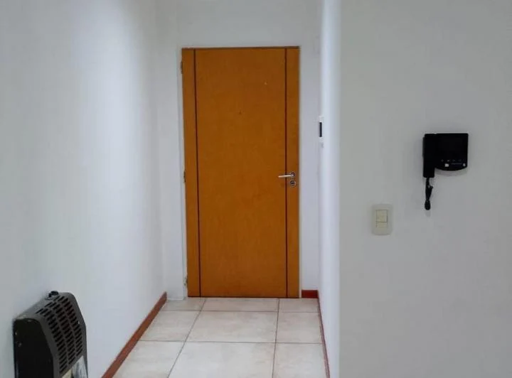 DEPARTAMENTO DE 2 AMBIENTES CON BALCON EN ALQUILER 2