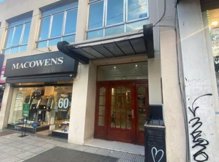 OFICINA COMERCIAL EN ALQUILER - APTO PROFESIONAL - MORON CENTRO 1