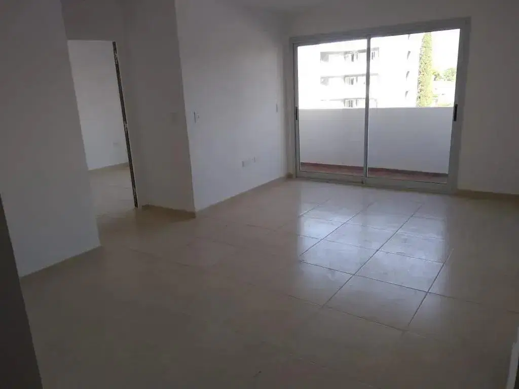 Departamento en Alberdi 3