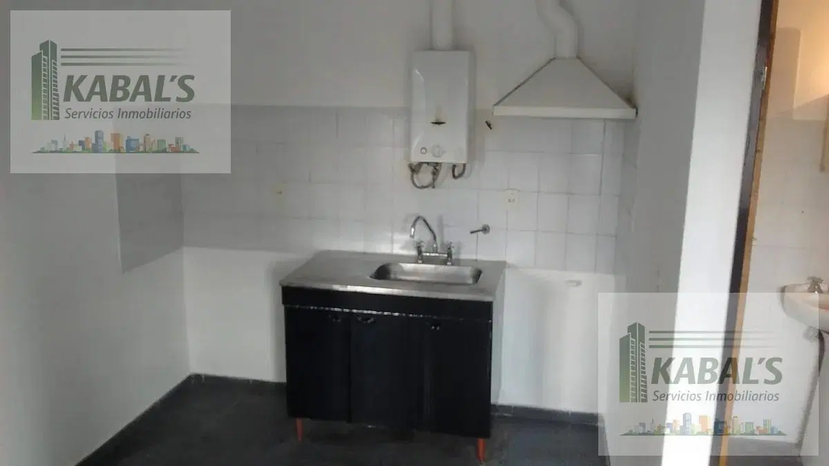 Departamento en Poeta Lugones 4