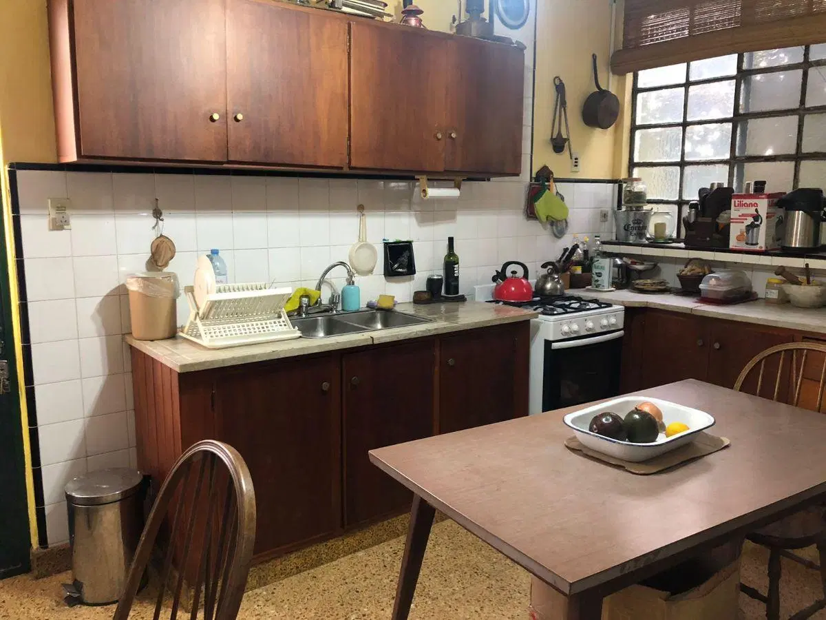 CASA EN VENTA EN MUY BUENA UBICACION, APTA CREDITO! 4