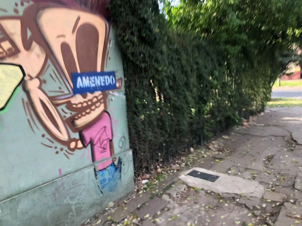 CASA EN VENTA EN MUY BUENA UBICACION, APTA CREDITO! 1